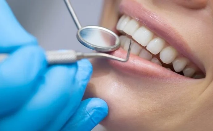 Kas yra odontologas Odontologas Kaune implantacija, protezavimas